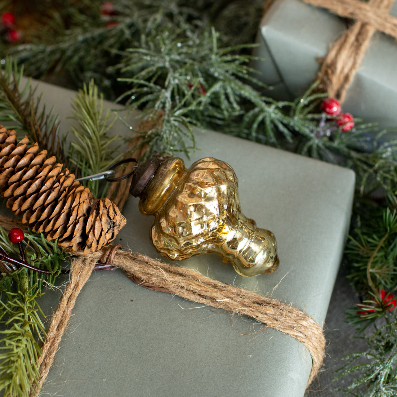 Gold Finial Kugel Ornament