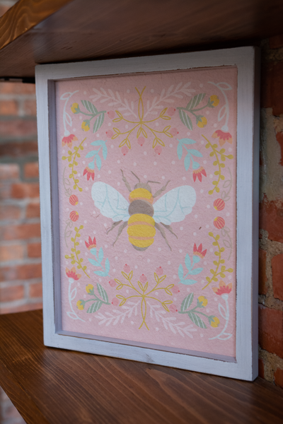 Floral Bee Wall Decor