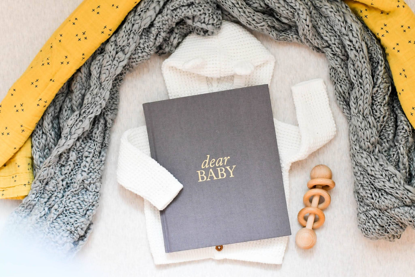 Dear Baby: A Pregnancy Prayer Journal & Memory Book For Mom
